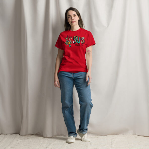 Christian t shirt gift I believe Jesus loves me tee Unisex classic tee - Image 3